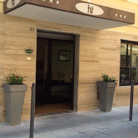 Hotel Touring Livorno Luaran gambar