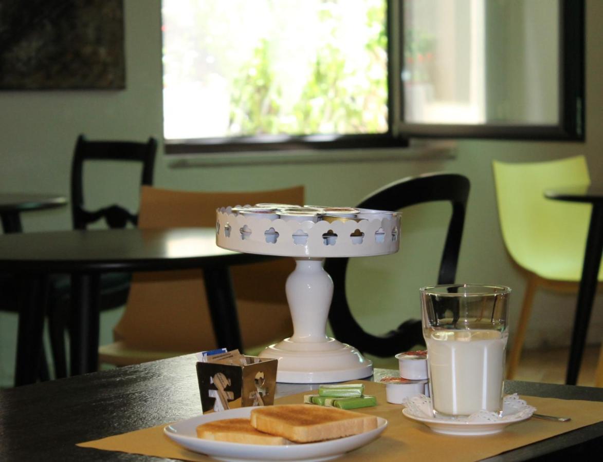 Hotel Touring Livorno Luaran gambar