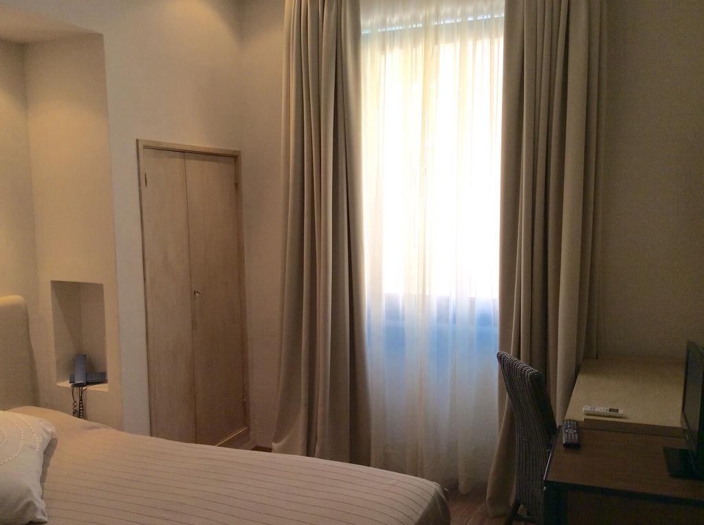 Hotel Touring Livorno Luaran gambar