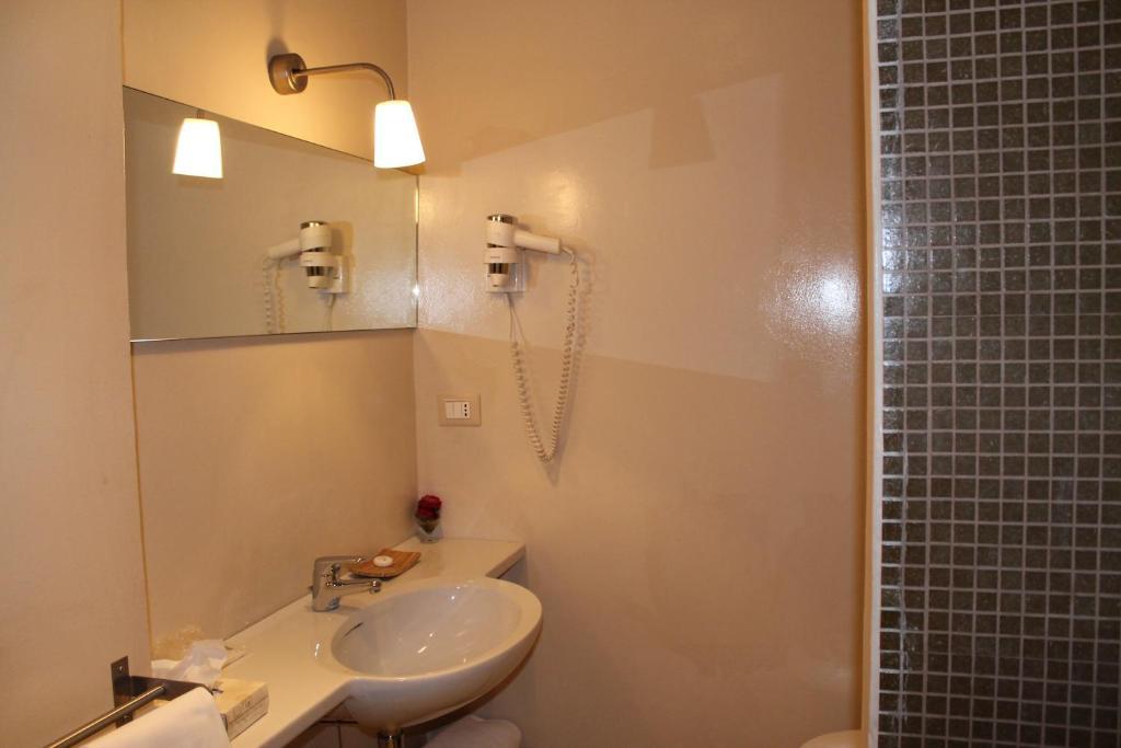 Hotel Touring Livorno Bilik gambar