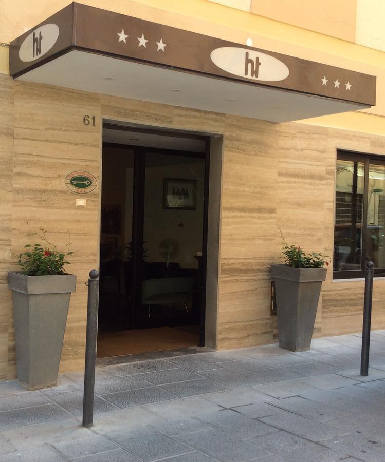 Hotel Touring Livorno Luaran gambar